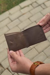 SUPER SLIM MAGNETIC WALLET