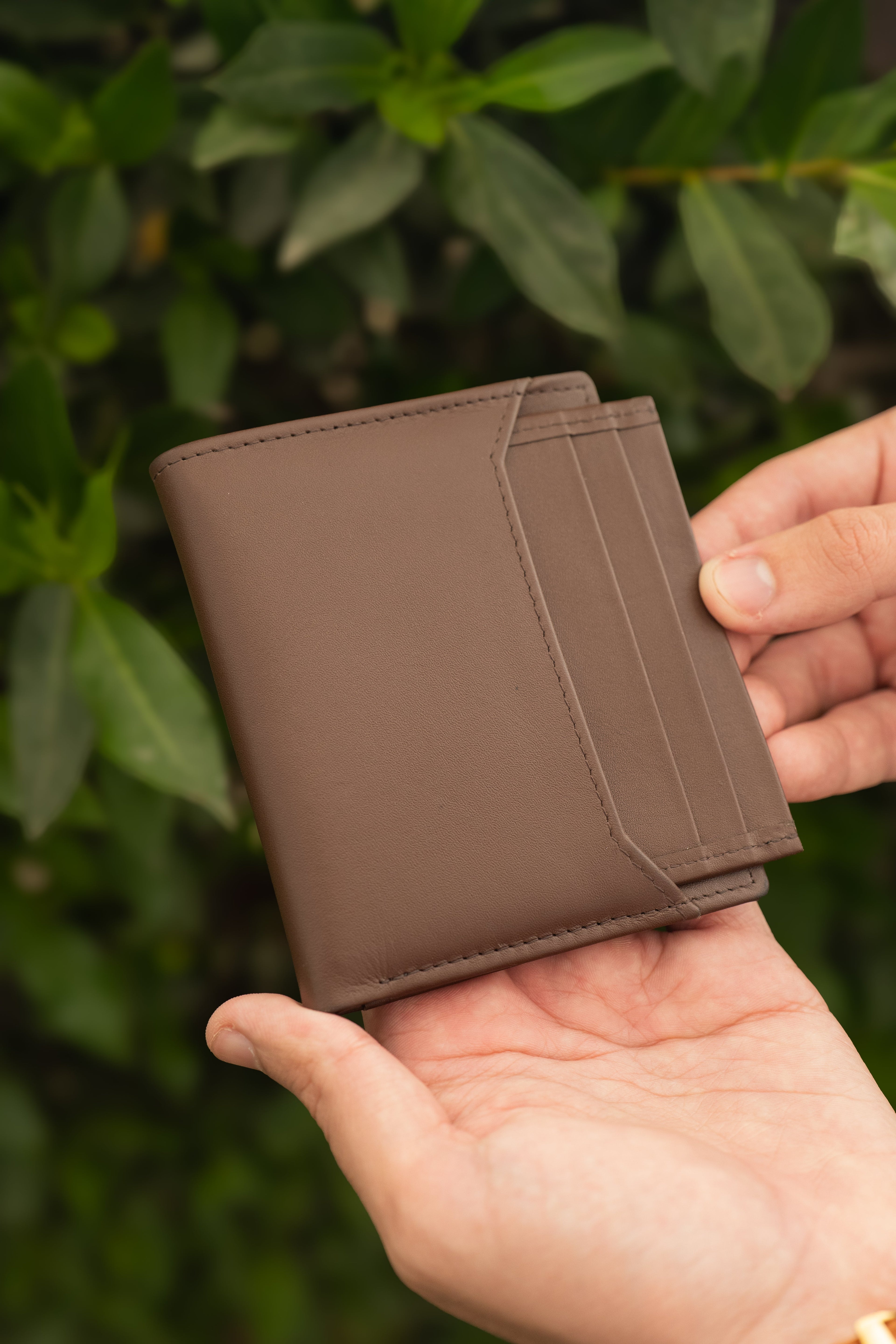 WALLET WITH CARDHOLDER